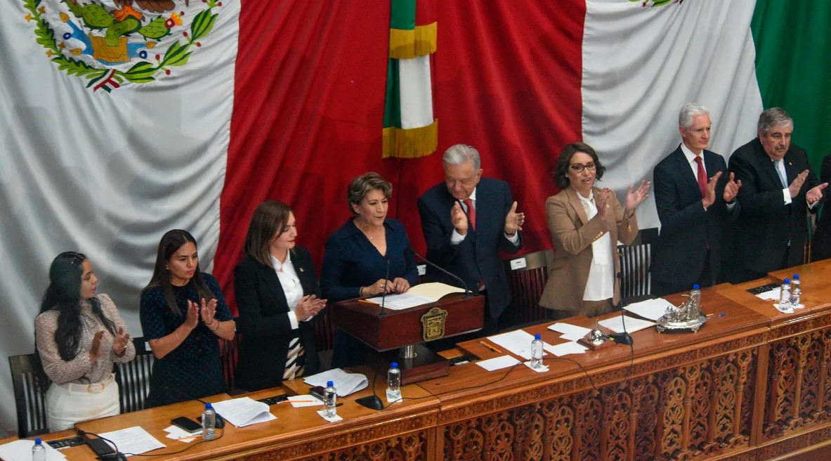 Delfina Gómez rinde protesta como gobernadora del Estado de México ...